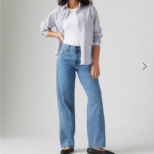 Levi's women’s dad baggy Jeans in Light Blue